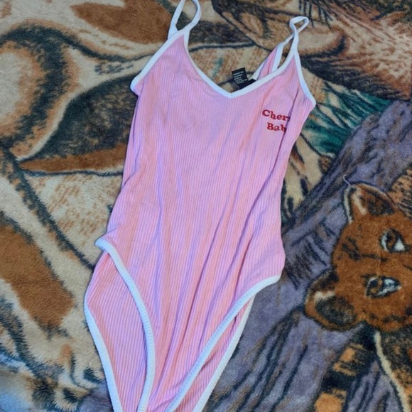 Cute bodysuit - Picture 3 of 3